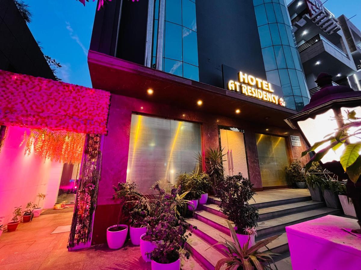 Hotel At Residency Kaushambi Couple Friendly กาเซียบัด ภายนอก รูปภาพ